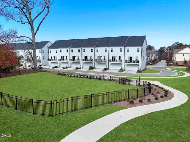 600 Hedrick Ridge Road 314, Cary, NC 27519