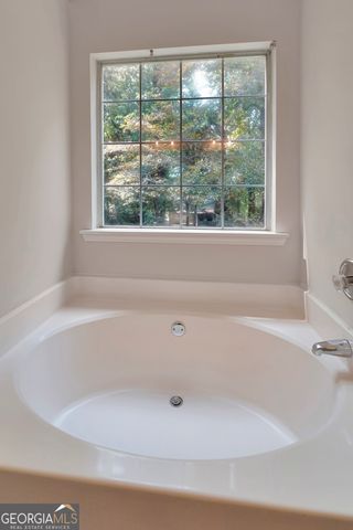 107 Woodridge Drive, Stockbridge, GA 30281