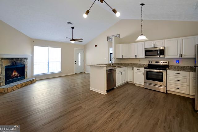 107 Woodridge Drive, Stockbridge, GA 30281