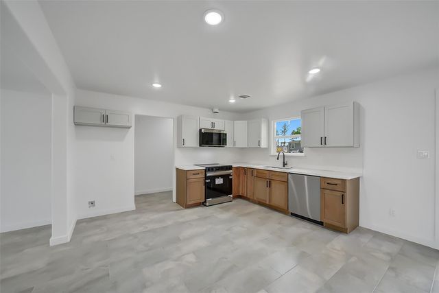 11702 Kelvin Court, Conroe, TX 77306