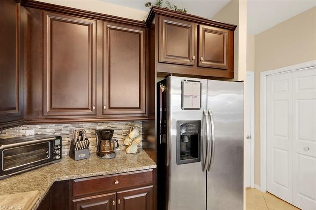 15116 Summit Place CIR 213, Naples, FL 34119