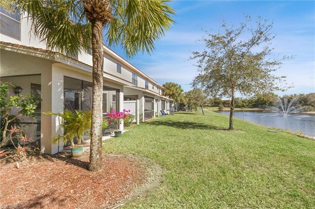 15116 Summit Place CIR 213, Naples, FL 34119