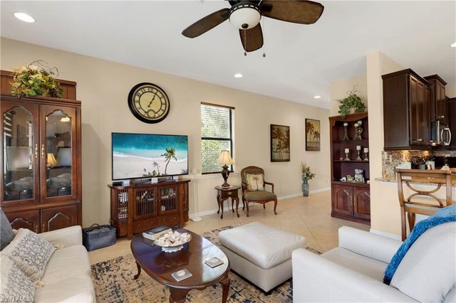 15116 Summit Place CIR 213, Naples, FL 34119