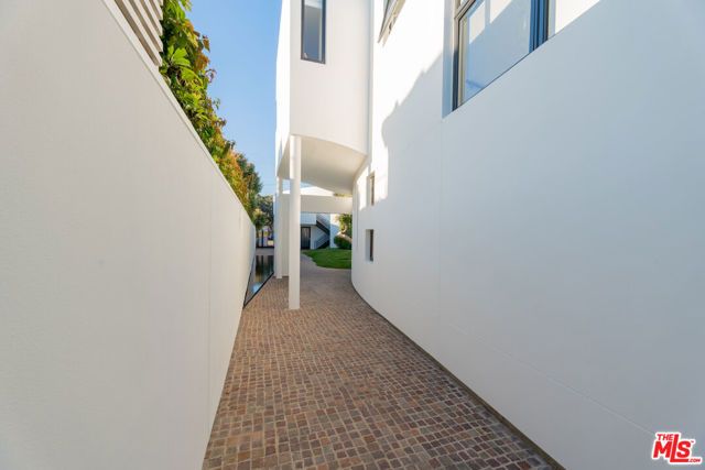 23754 MALIBU Road, Malibu, CA 90265