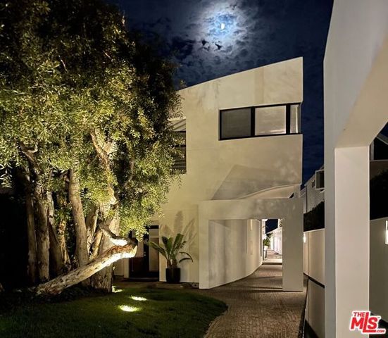 23754 MALIBU Road, Malibu, CA 90265