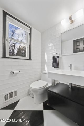 34 Sandalwood Drive, East Brunswick, NJ 08816