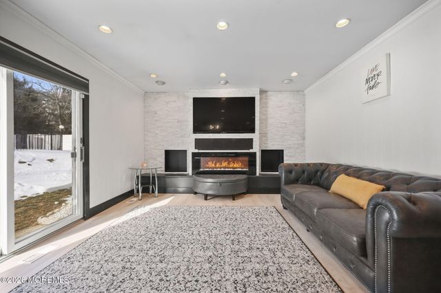 34 Sandalwood Drive, East Brunswick, NJ 08816