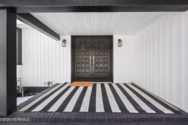 34 Sandalwood Drive, East Brunswick, NJ 08816