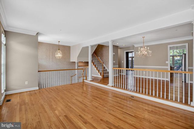 7907 TURNCREST DR, Potomac, MD 20854