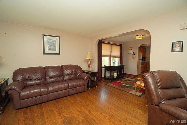 30 Bannard Avenue, Tonawanda, NY 14150