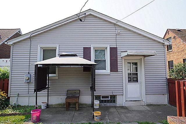 30 Bannard Avenue, Tonawanda, NY 14150