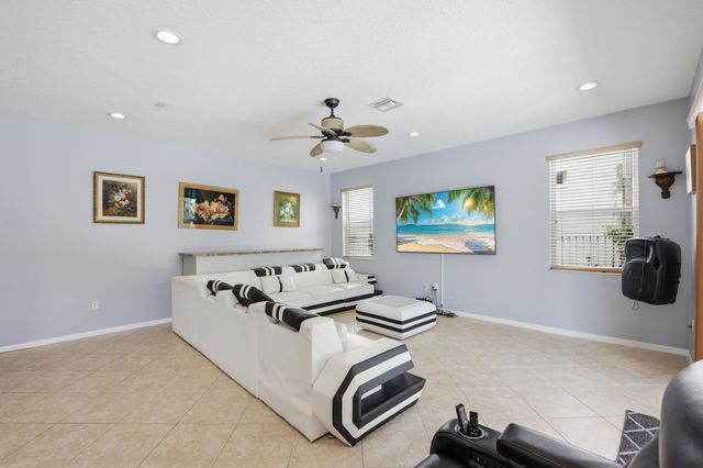 16918 SW 16th Street, Pembroke Pines, FL 33027