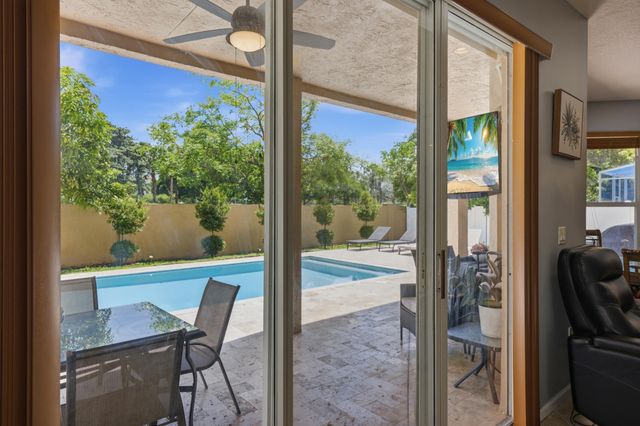 16918 SW 16th Street, Pembroke Pines, FL 33027