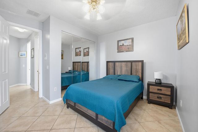 16918 SW 16th Street, Pembroke Pines, FL 33027