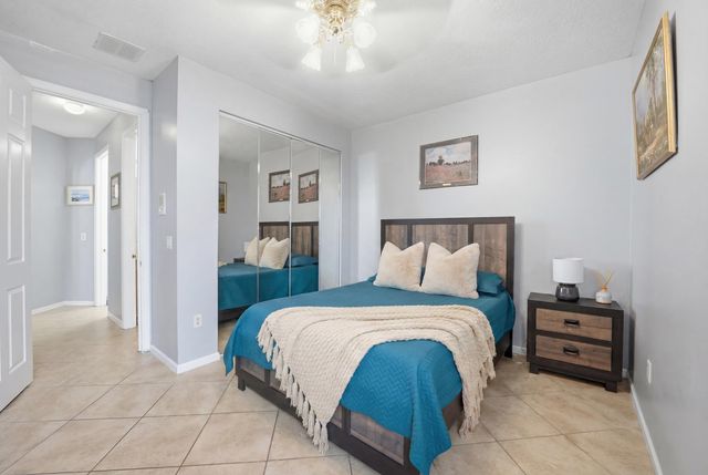 16918 SW 16th Street, Pembroke Pines, FL 33027