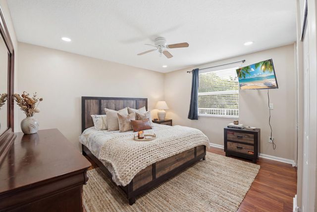 16918 SW 16th Street, Pembroke Pines, FL 33027