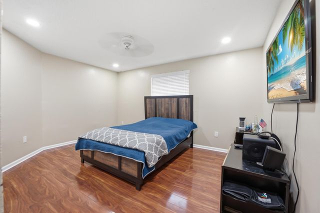 16918 SW 16th Street, Pembroke Pines, FL 33027