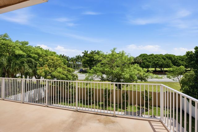 16918 SW 16th Street, Pembroke Pines, FL 33027