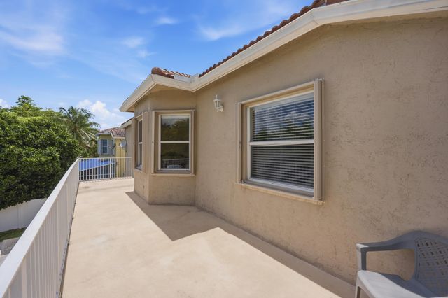 16918 SW 16th Street, Pembroke Pines, FL 33027