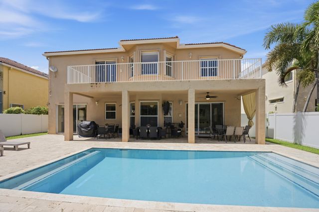 16918 SW 16th Street, Pembroke Pines, FL 33027