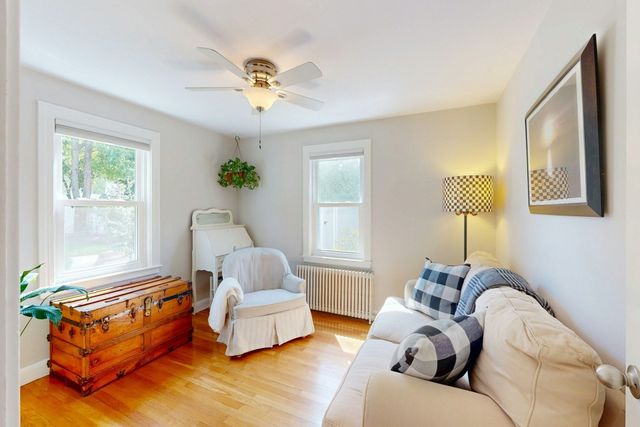 3 Remsen Ave, Medfield, MA 02052