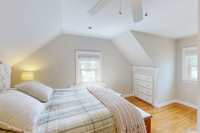 3 Remsen Ave, Medfield, MA 02052