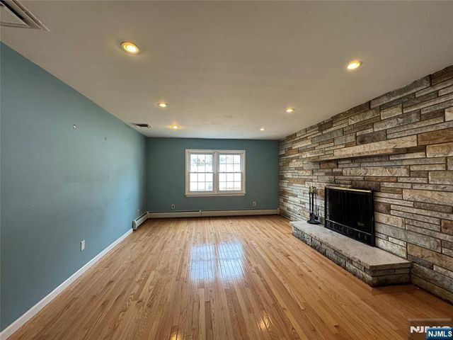 193 Midland Avenue 1st fl, Paramus, NJ 07652