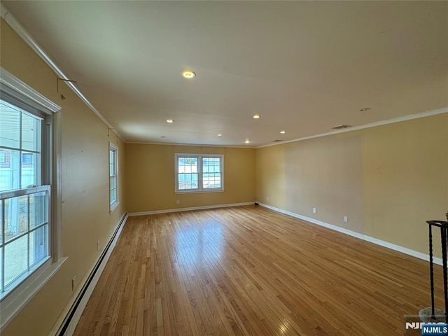 193 Midland Avenue 1st fl, Paramus, NJ 07652