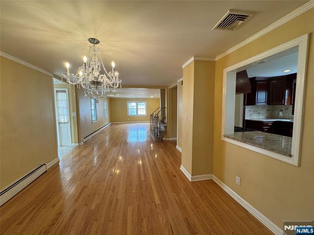 193 Midland Avenue 1st fl, Paramus, NJ 07652