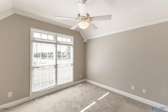 4907 Bridgehampton Road SE, Owens Cross Roads, AL 35763