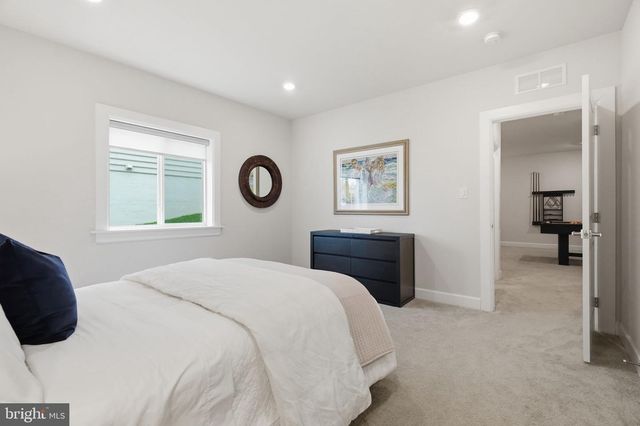 1406 GORKY LN, West Chester, PA 19380