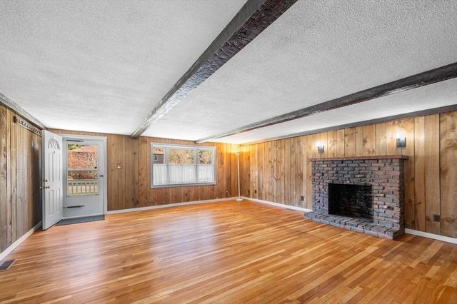 155 Dayton St, Danvers, MA 01923