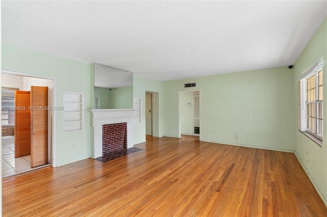 1941 SW 18th St, Miami, FL 33145