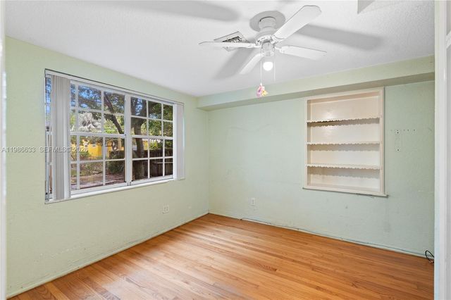 1941 SW 18th St, Miami, FL 33145