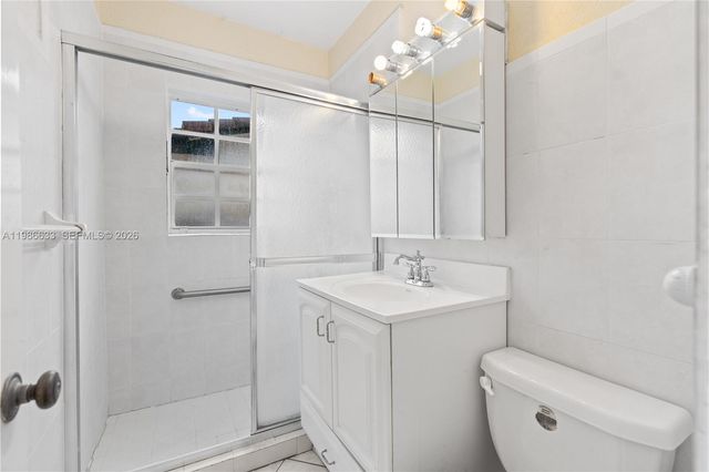 1941 SW 18th St, Miami, FL 33145