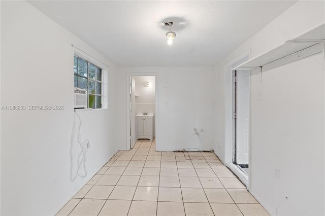 1941 SW 18th St, Miami, FL 33145