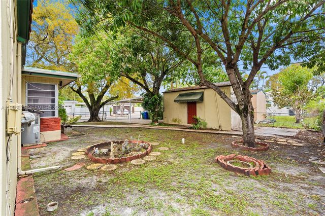 1941 SW 18th St, Miami, FL 33145