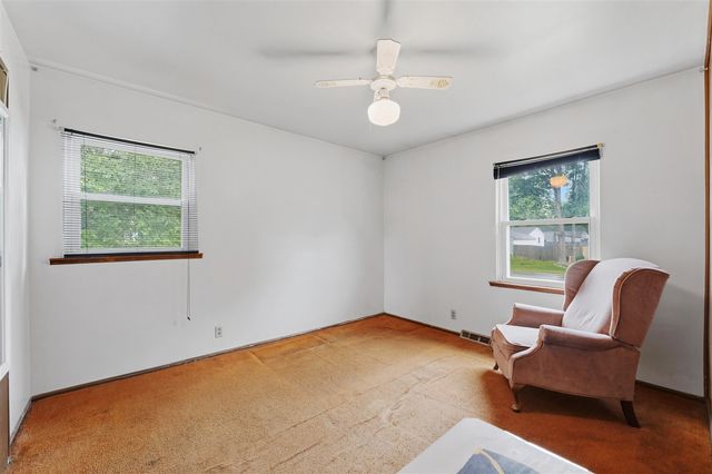 1686 Sherwood Avenue, Dorr, MI 49323