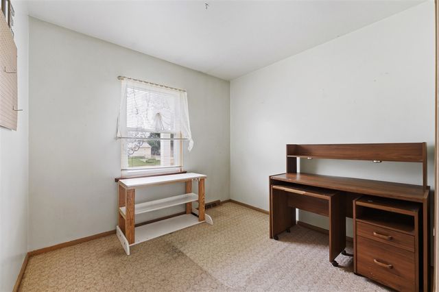 1686 Sherwood Avenue, Dorr, MI 49323