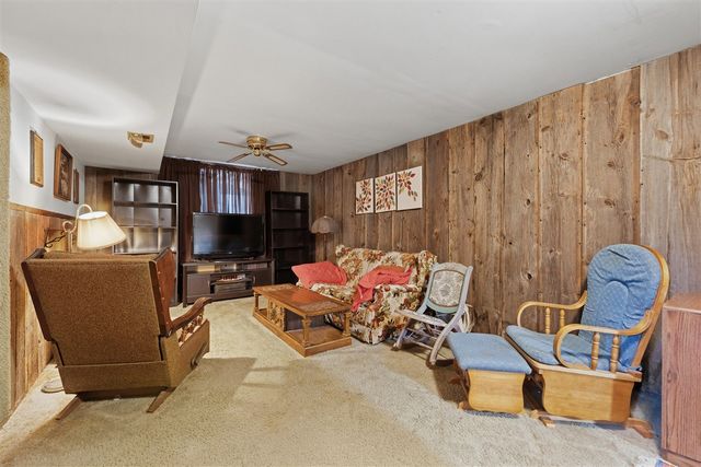 1686 Sherwood Avenue, Dorr, MI 49323