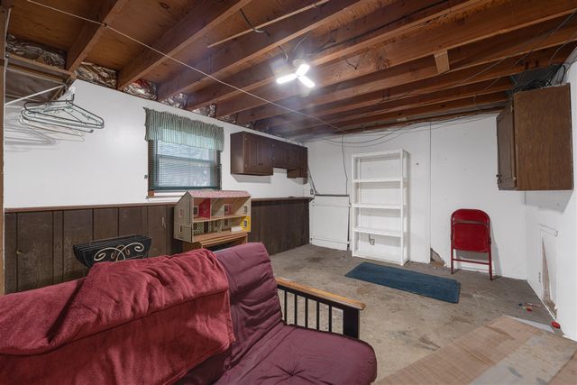 1686 Sherwood Avenue, Dorr, MI 49323