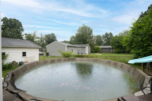 1686 Sherwood Avenue, Dorr, MI 49323