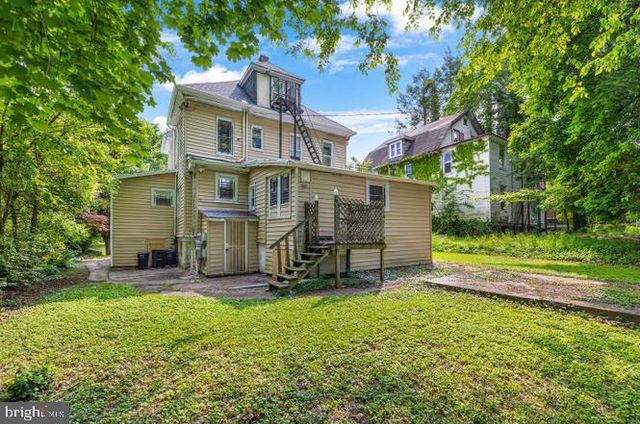 2218 ROSLYN, Baltimore, MD 21216