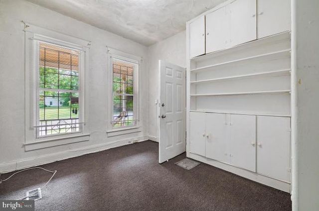 2218 ROSLYN, Baltimore, MD 21216
