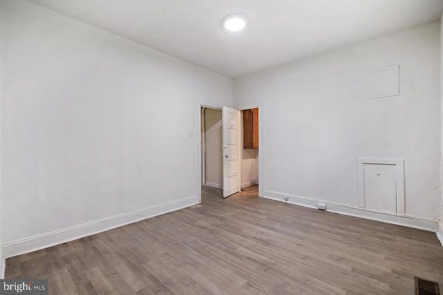 2218 ROSLYN, Baltimore, MD 21216