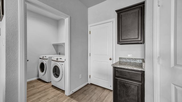 9224 Red Brush Trail, Fort Worth, TX 76131