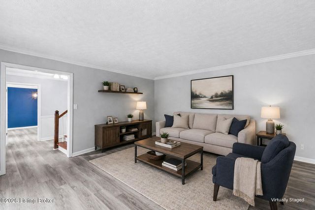 1107 Bruce Wood Ct, Louisville, KY 40245