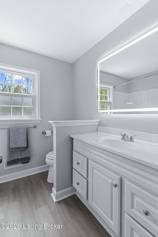 1107 Bruce Wood Ct, Louisville, KY 40245