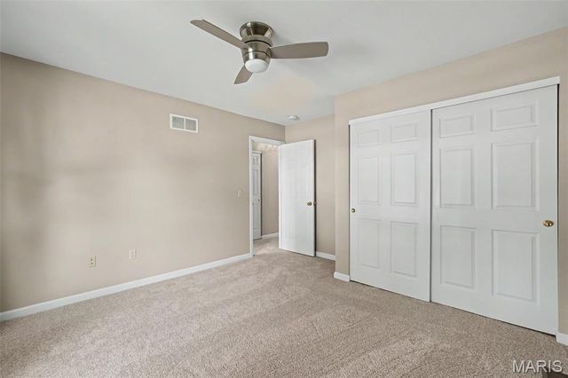 304 Thoroughbred Trail, St Peters, MO 63376