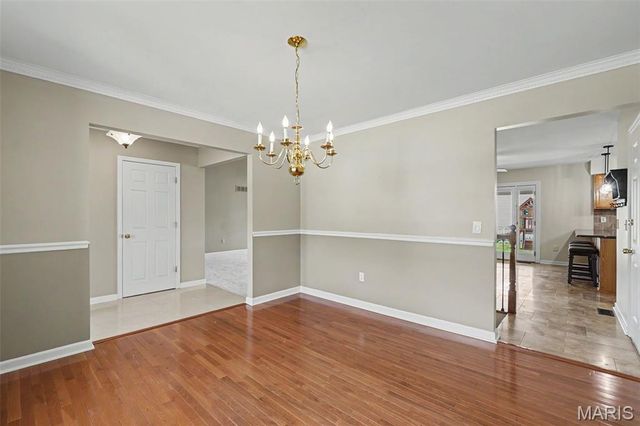 304 Thoroughbred Trail, St Peters, MO 63376